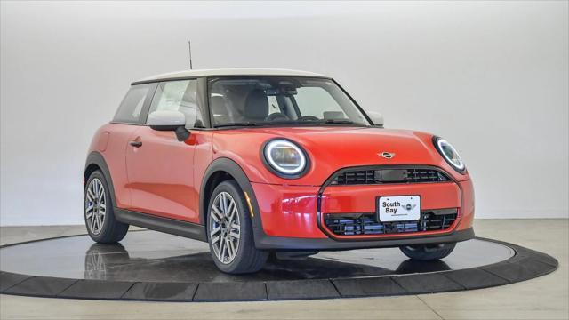 new 2025 MINI Hardtop car, priced at $32,420