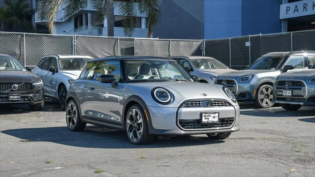 new 2025 MINI Hardtop car, priced at $35,905