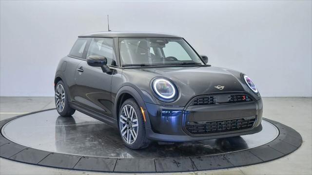 new 2025 MINI Hardtop car, priced at $36,110