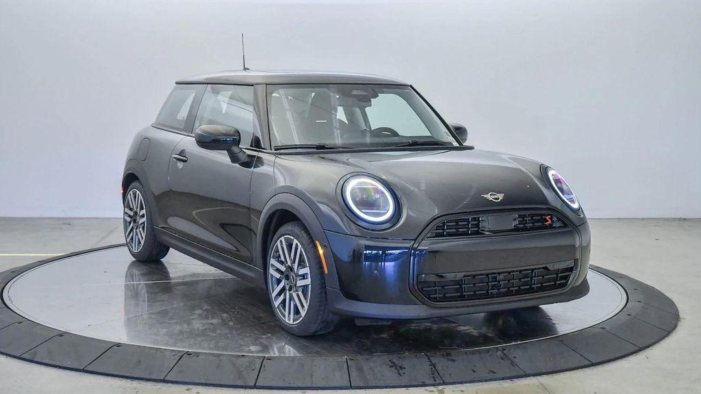 new 2025 MINI Hardtop car, priced at $36,110