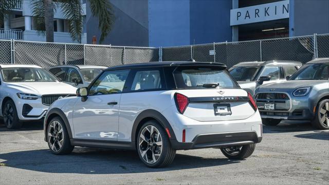 new 2025 MINI Hardtop car, priced at $37,295