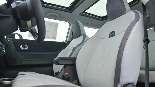 new 2025 MINI Hardtop car, priced at $35,775