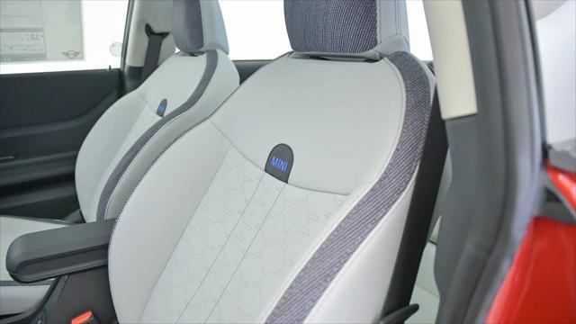 new 2025 MINI Hardtop car, priced at $37,810