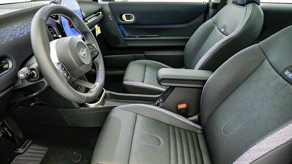 new 2025 MINI Hardtop car, priced at $35,980