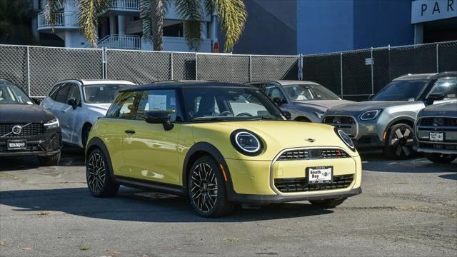 new 2025 MINI Hardtop car, priced at $35,895