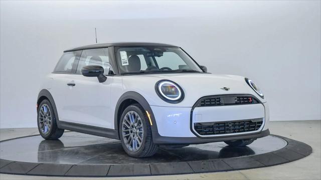new 2025 MINI Hardtop car, priced at $35,595