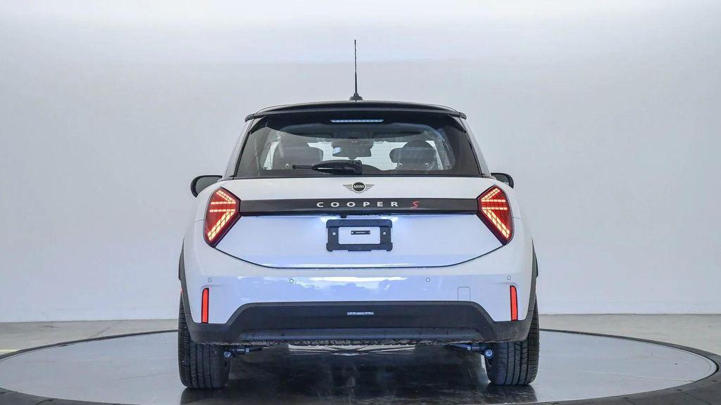 new 2025 MINI Hardtop car, priced at $35,595