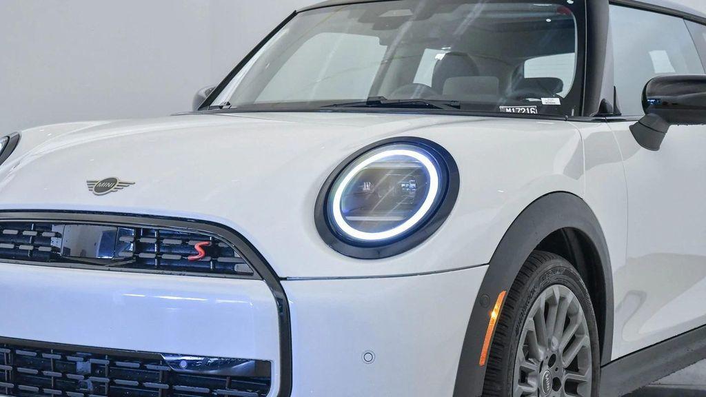 new 2025 MINI Hardtop car, priced at $35,595