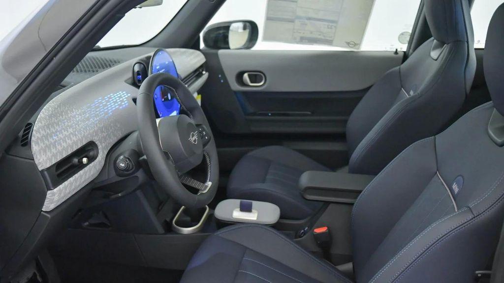 new 2025 MINI Hardtop car, priced at $36,015