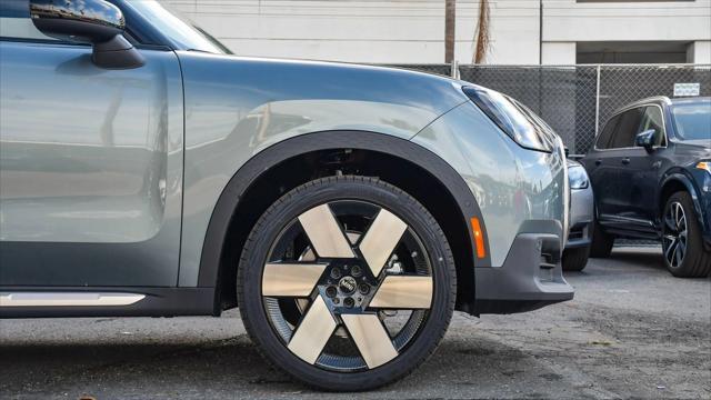 new 2025 MINI Countryman car, priced at $42,995