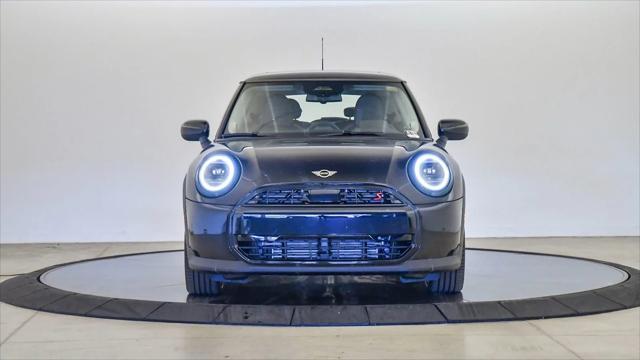 new 2025 MINI Hardtop car, priced at $35,595