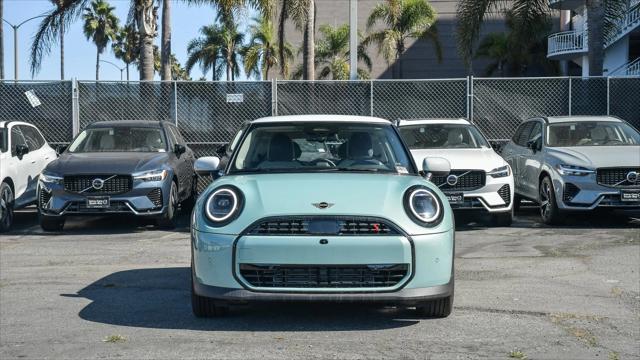 new 2025 MINI Hardtop car, priced at $37,295