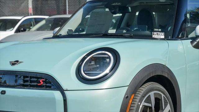 new 2025 MINI Hardtop car, priced at $37,295