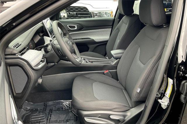 new 2025 Jeep Compass car, priced at $29,490