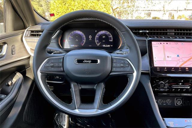 new 2025 Jeep Grand Cherokee car, priced at $52,535