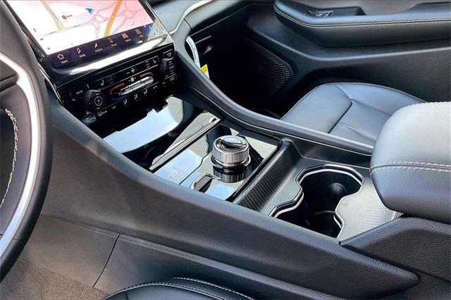 new 2025 Jeep Grand Cherokee car, priced at $52,535