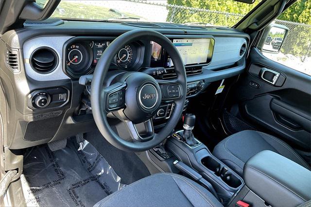 new 2025 Jeep Gladiator car, priced at $42,385