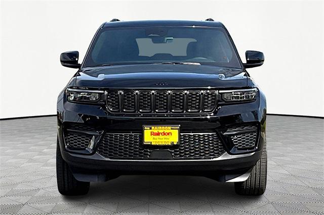 new 2025 Jeep Grand Cherokee car, priced at $48,175