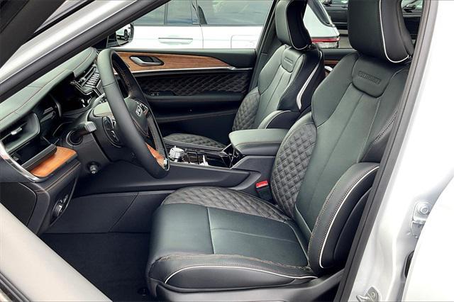 new 2025 Jeep Grand Cherokee L car, priced at $67,035