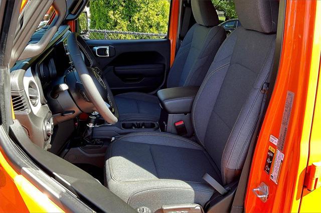 new 2025 Jeep Wrangler car, priced at $53,380