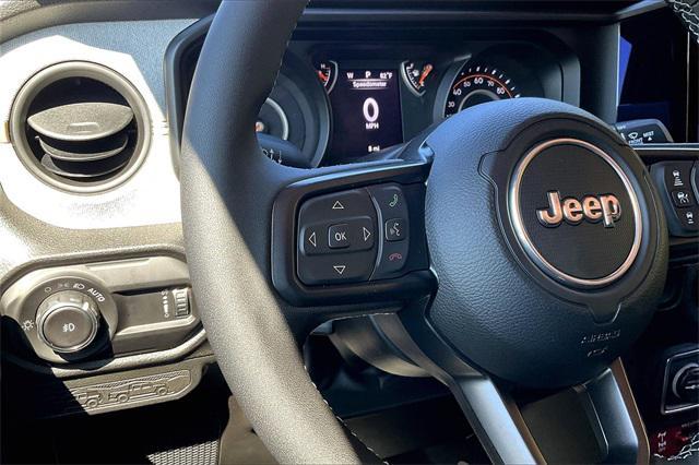 new 2025 Jeep Wrangler car, priced at $53,380
