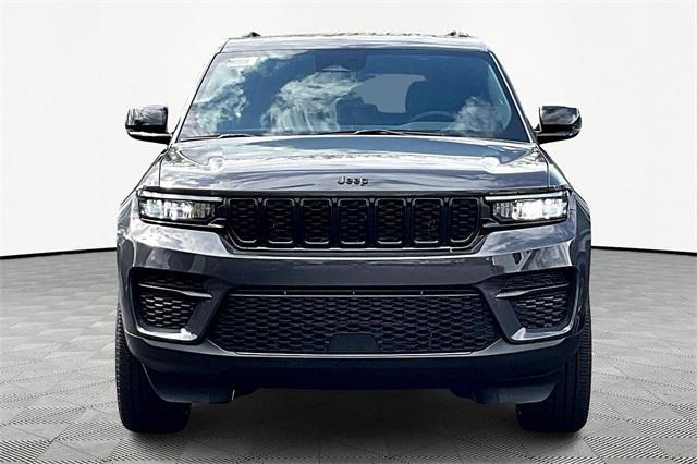 new 2025 Jeep Grand Cherokee car, priced at $48,175
