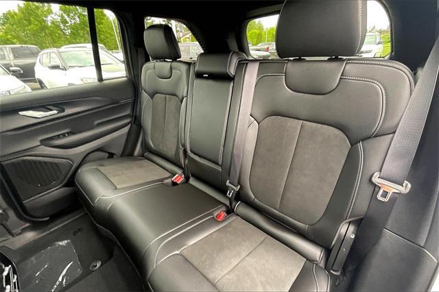 new 2025 Jeep Grand Cherokee car, priced at $48,775