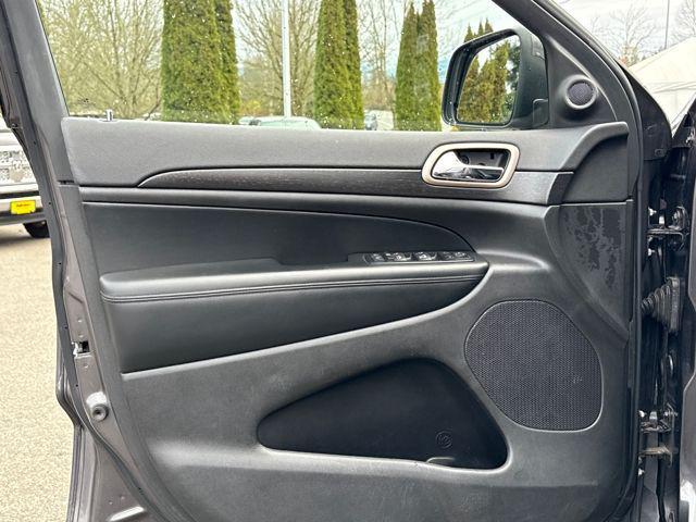 used 2015 Jeep Grand Cherokee car, priced at $14,490