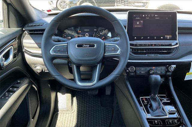 new 2025 Jeep Compass car, priced at $34,985