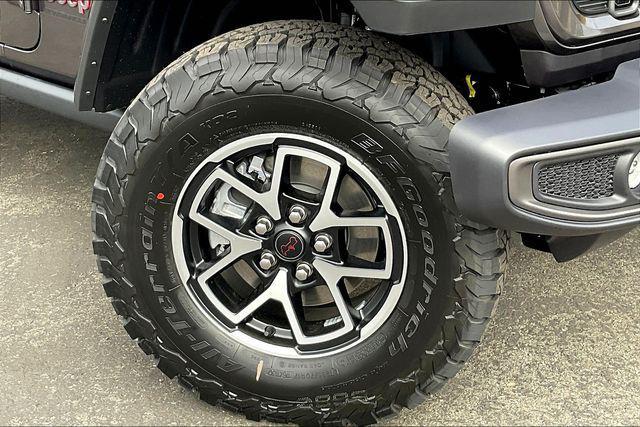 new 2025 Jeep Wrangler car, priced at $55,500