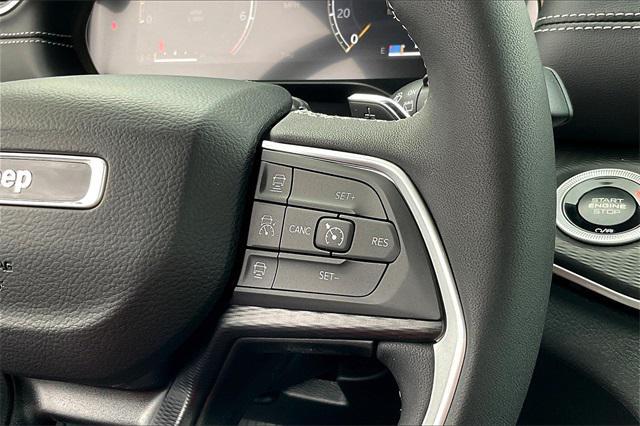 new 2025 Jeep Grand Cherokee car, priced at $48,175
