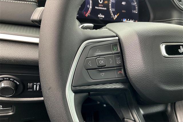 new 2025 Jeep Grand Cherokee car, priced at $48,175