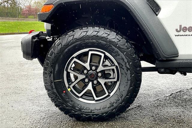 new 2025 Jeep Wrangler car, priced at $54,240