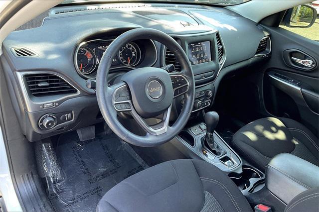 used 2019 Jeep Cherokee car, priced at $13,900