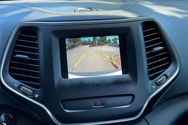 used 2019 Jeep Cherokee car, priced at $13,900