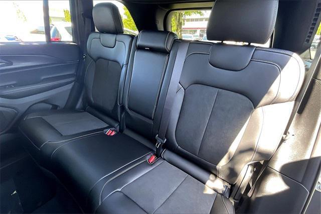 new 2025 Jeep Grand Cherokee car, priced at $49,370