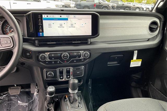 new 2025 Jeep Wrangler car, priced at $39,575