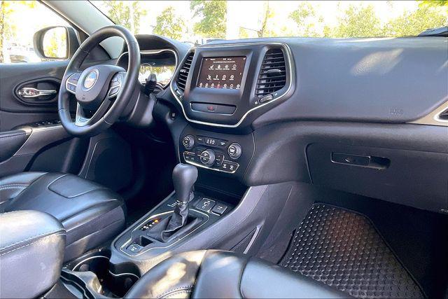 used 2019 Jeep Cherokee car, priced at $14,900