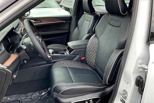 new 2025 Jeep Grand Cherokee L car, priced at $65,080