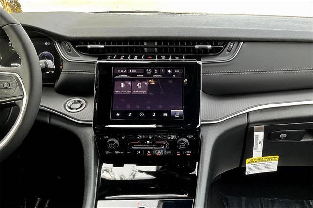 new 2025 Jeep Grand Cherokee car, priced at $48,375