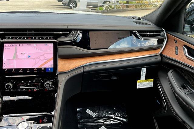 new 2025 Jeep Grand Cherokee L car, priced at $69,060