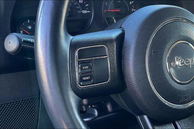 used 2015 Jeep Wrangler Unlimited car, priced at $21,900