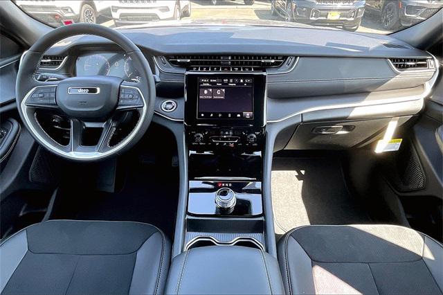 new 2025 Jeep Grand Cherokee L car, priced at $51,370