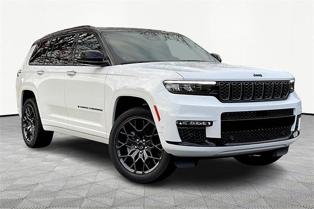 new 2025 Jeep Grand Cherokee L car, priced at $68,860