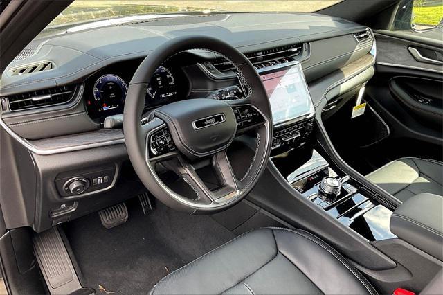new 2025 Jeep Grand Cherokee car, priced at $59,585