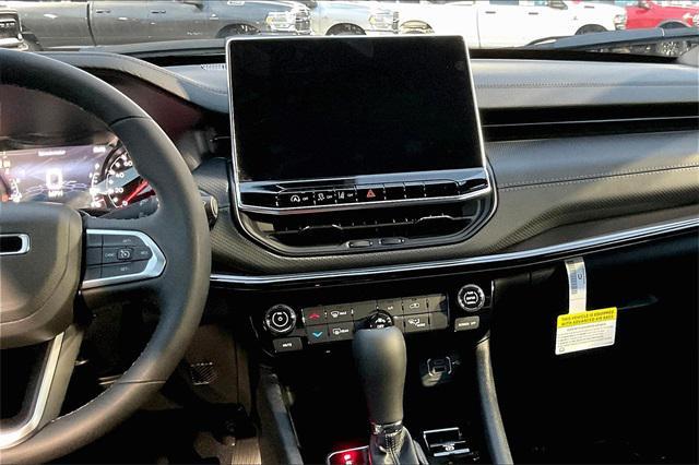 new 2025 Jeep Compass car, priced at $32,355