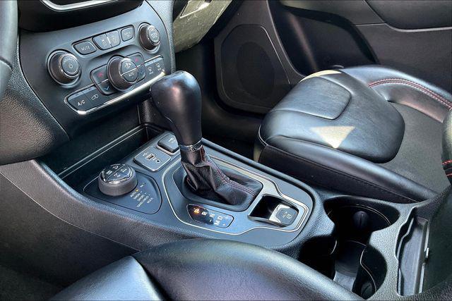 used 2022 Jeep Cherokee car, priced at $23,900