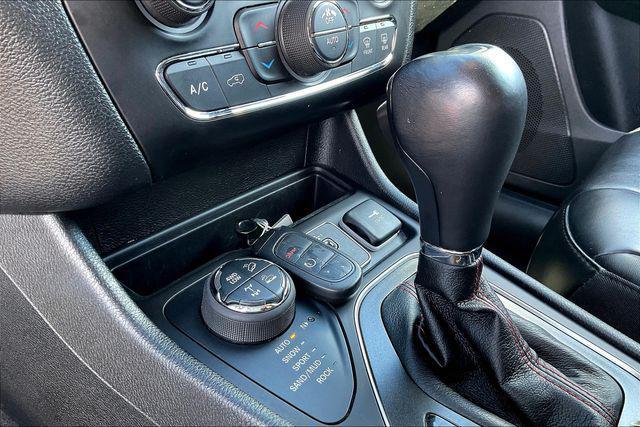 used 2022 Jeep Cherokee car, priced at $23,900