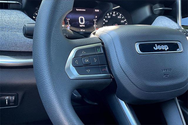 new 2025 Jeep Compass car, priced at $29,490
