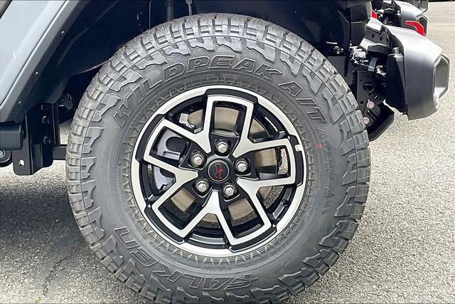 new 2025 Jeep Gladiator car, priced at $56,110